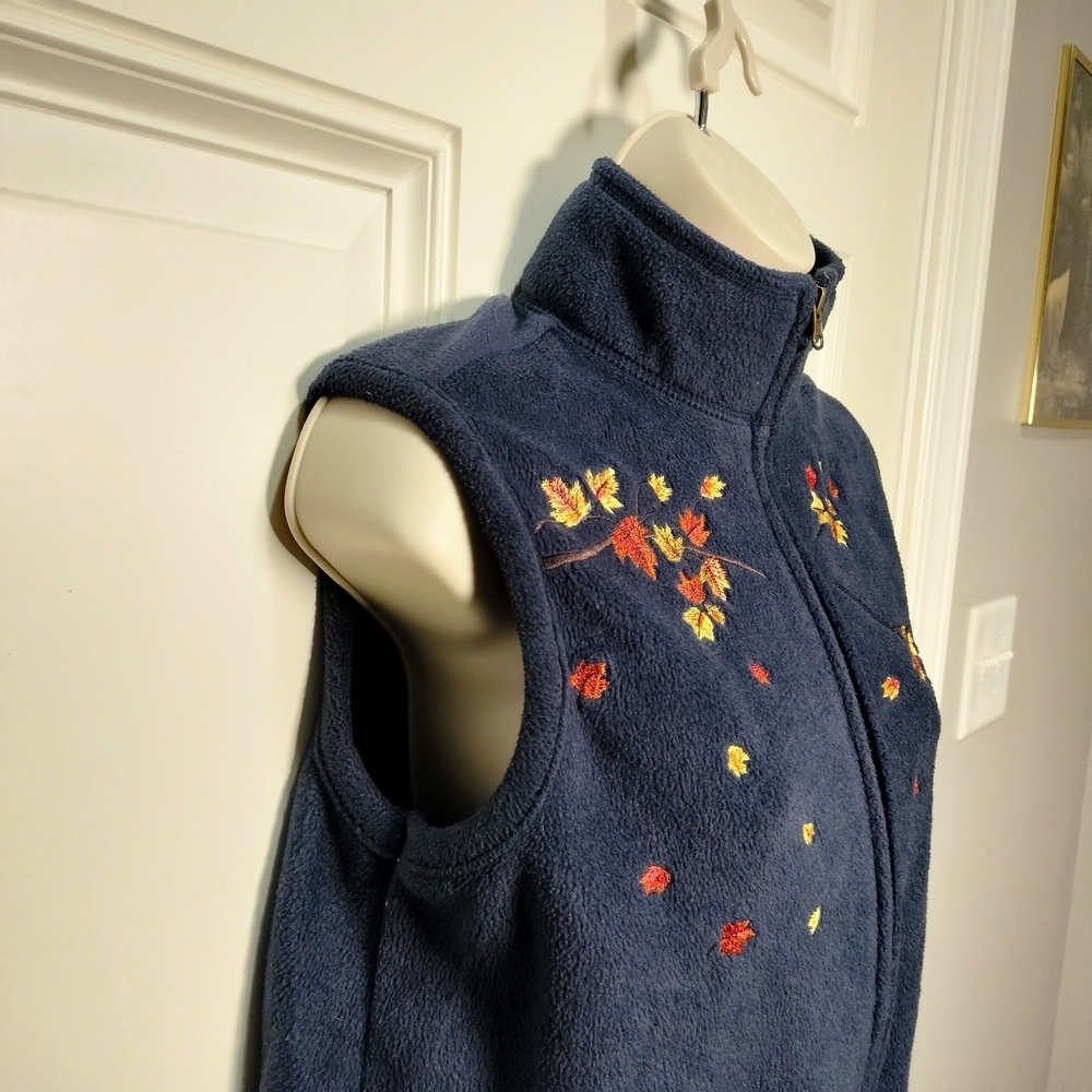 Baxter & Wells Sleeveless Festive Embroidered Sweater Vest Size M - Picture 5 of 9